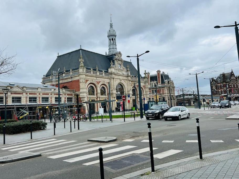 Apt Des Artistes, 3 Min A Pied Gare Et Centre Valenciennes Exterior foto